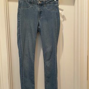 Ladies skinny ankle,regular waist jeans by H&M.